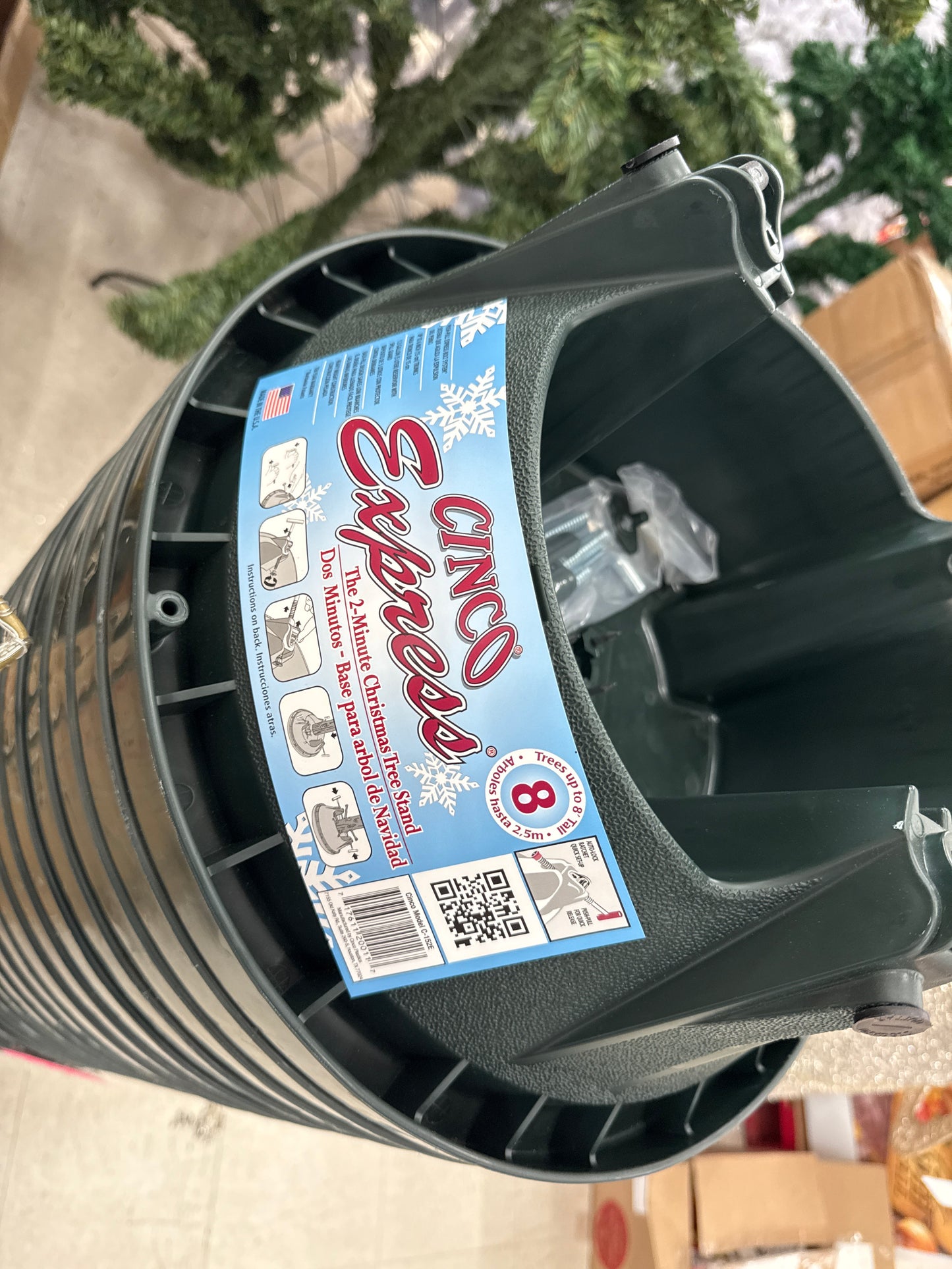 Cinco Express 8ft tree stand