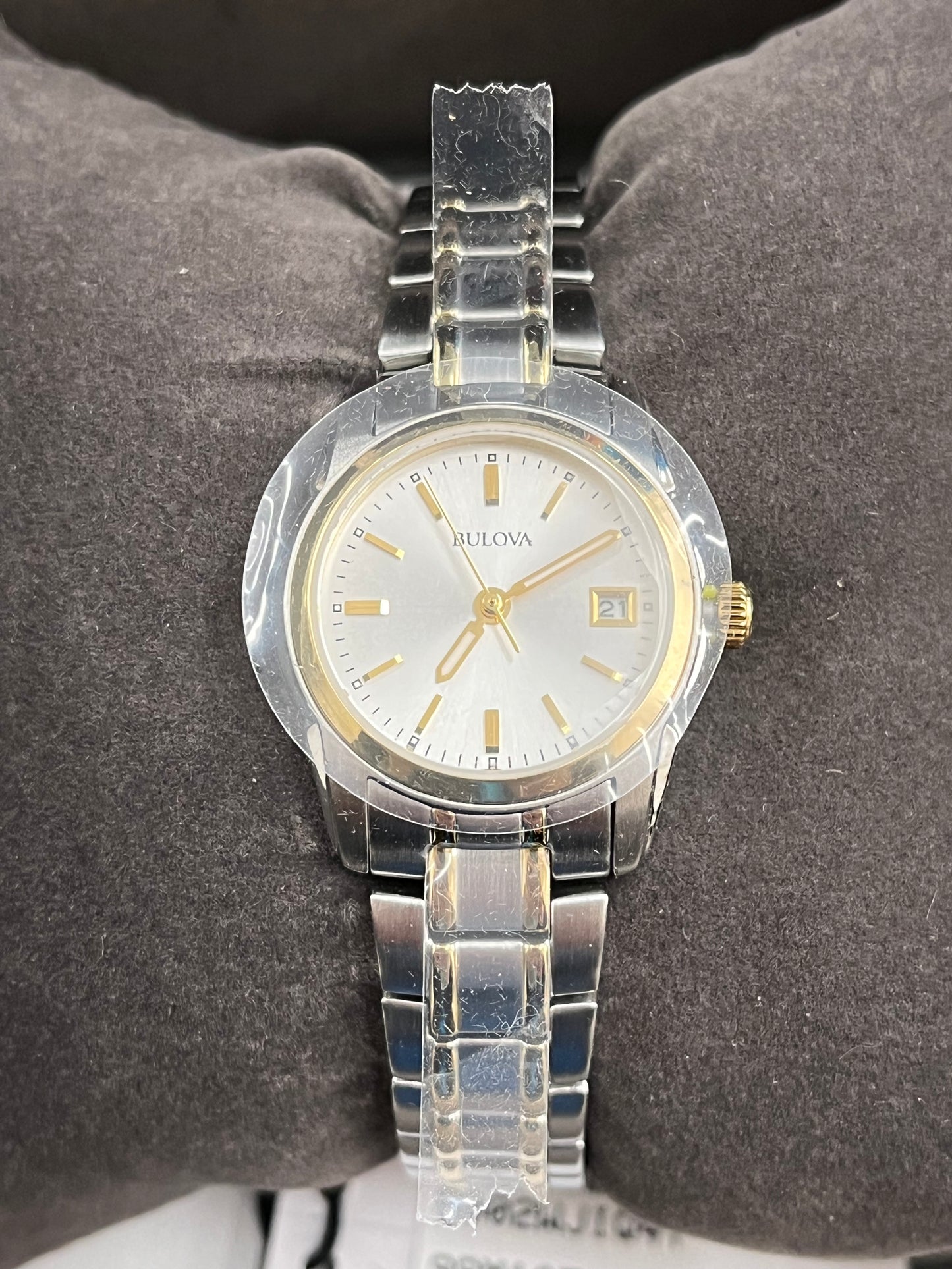 B13) Bulova Ladies' Classic Two-Tone Stainless Steel 3-Hand Calendar Date Quartz Watch, Silver-White Dial (Style: 98M105)