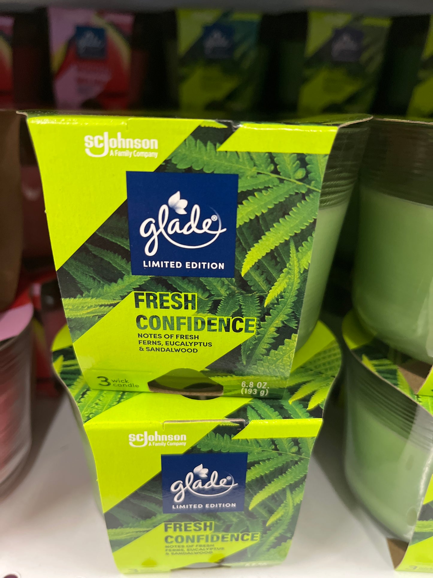 Glade Fresh Confidence candle 6.8oz