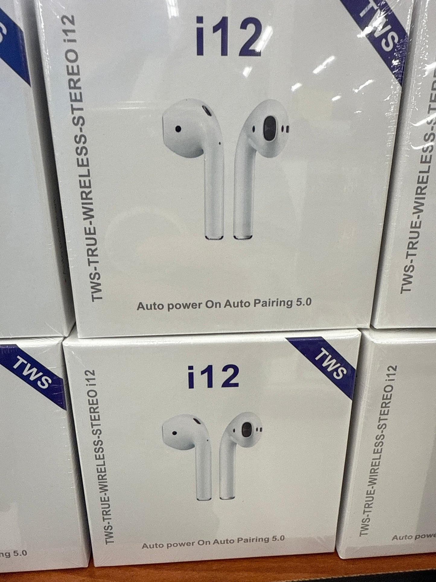 True Wireless Earbuds i12