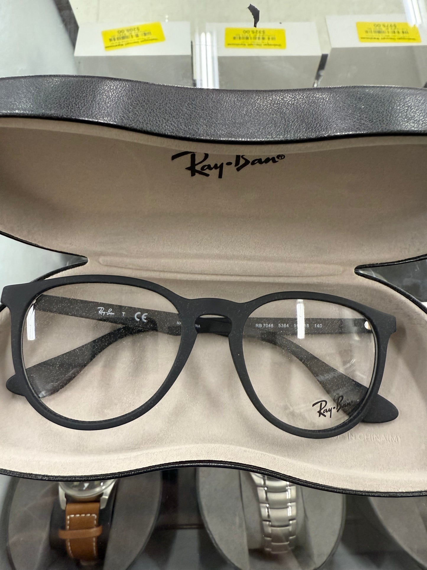 Rayban rb7046