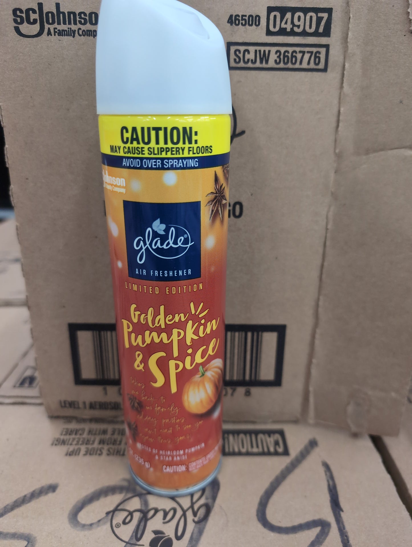 Golden Pumpkin Spice Glade Aerosol Spray