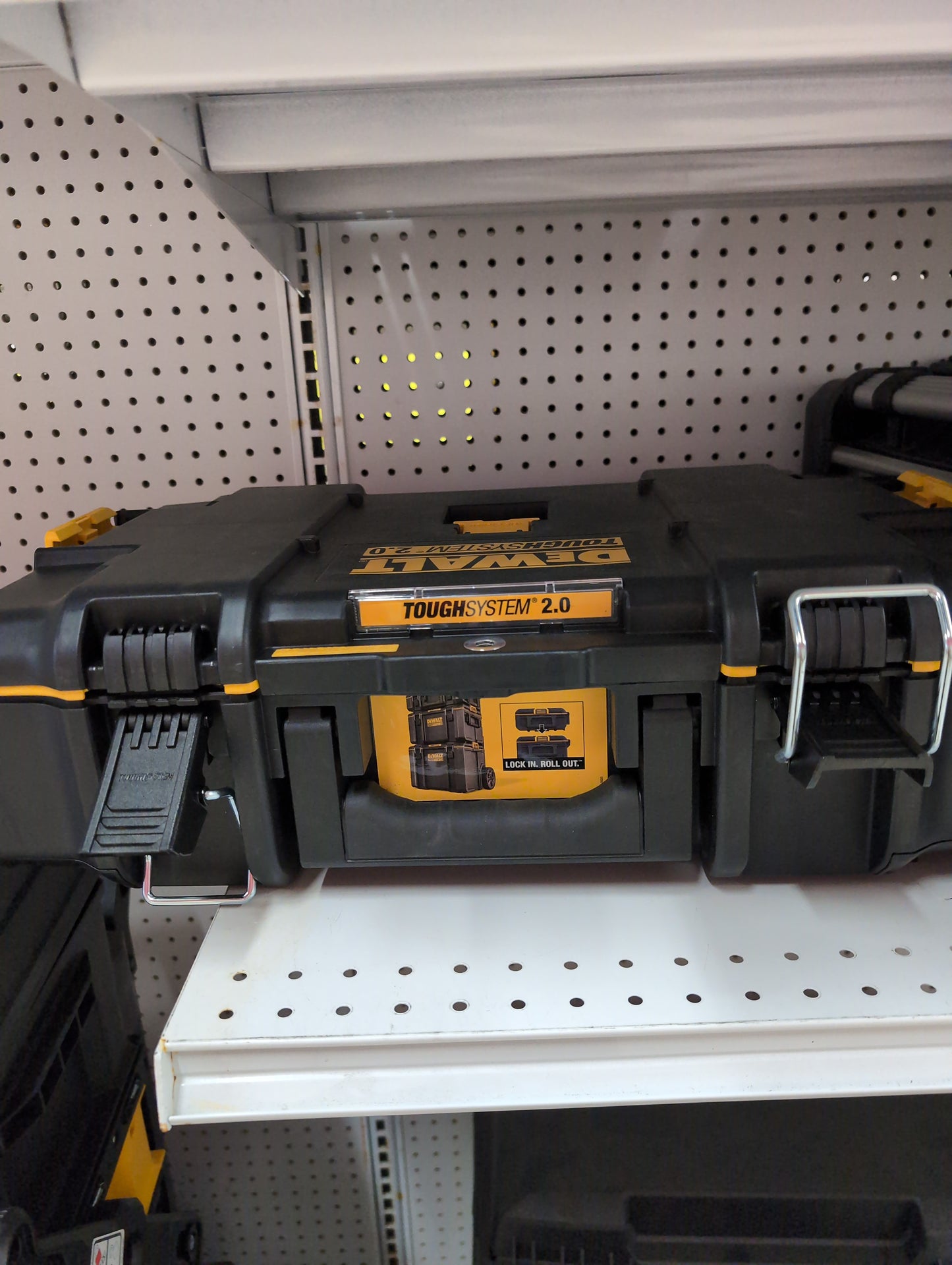 Dewalt Tool Box Tough dwst08165