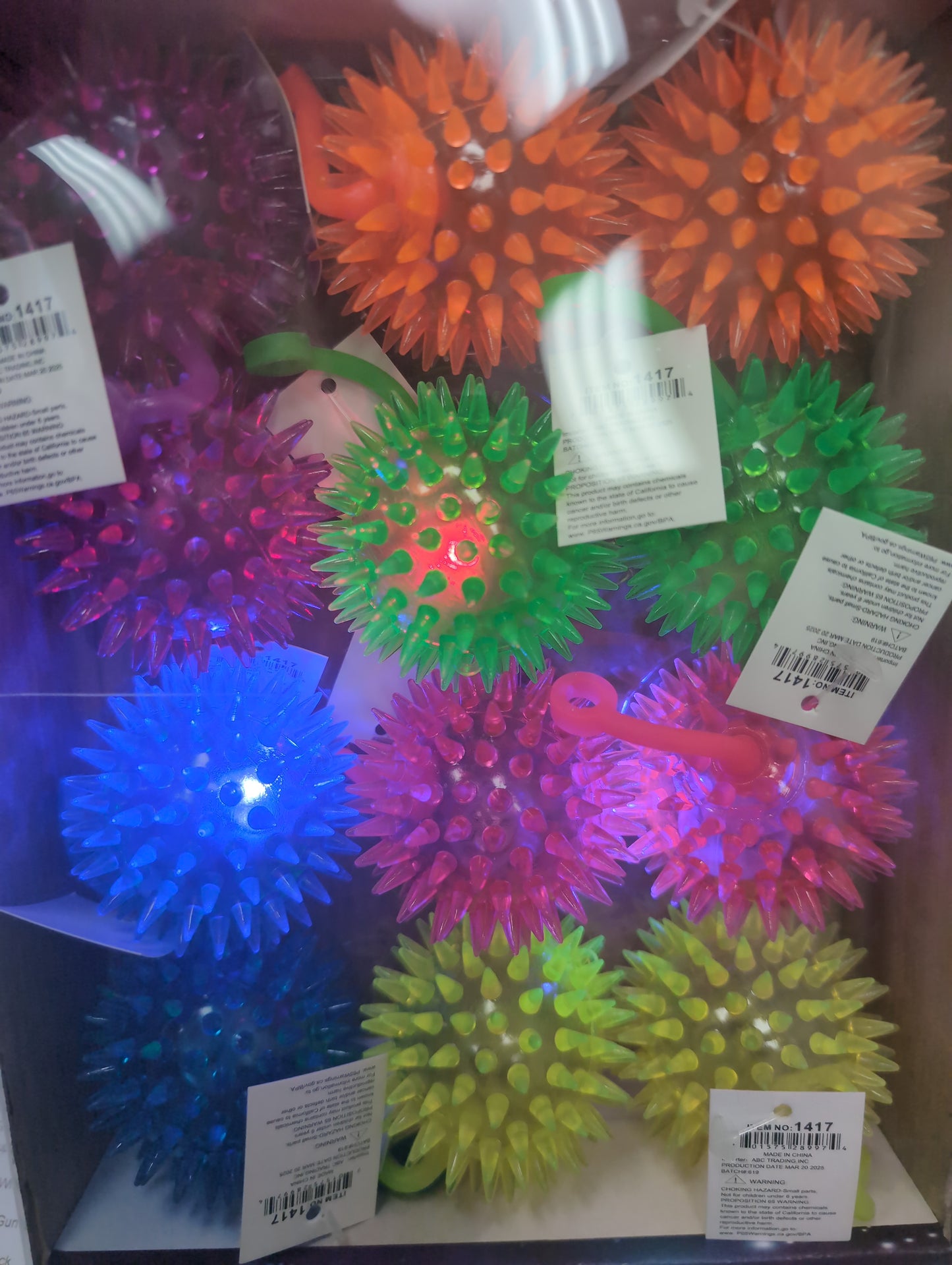 Flashing Spikey Puffer Ball