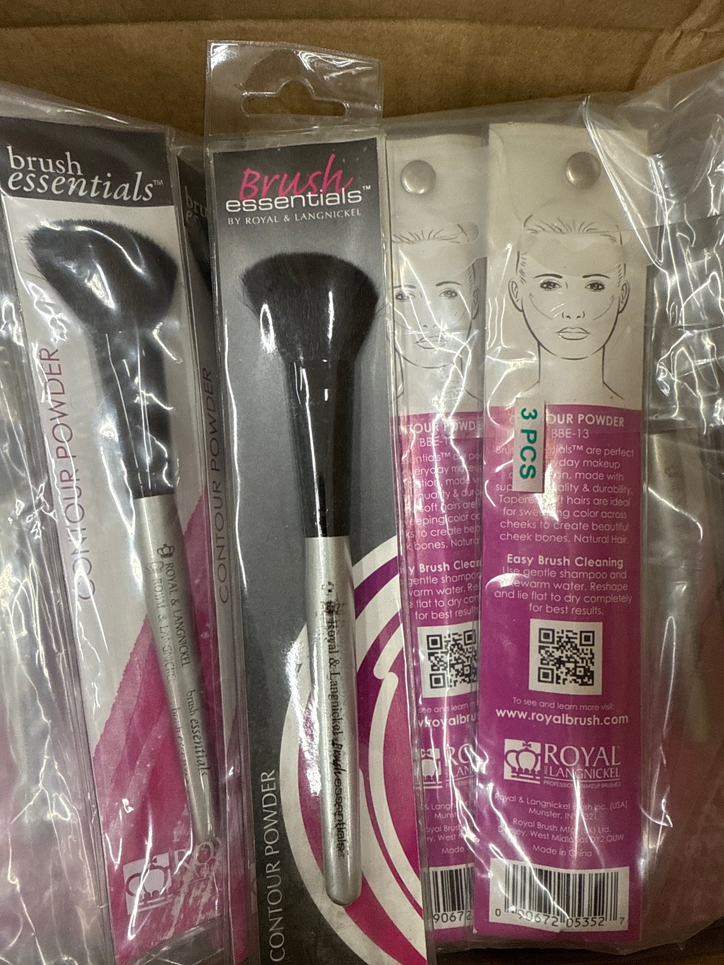 Contour brush