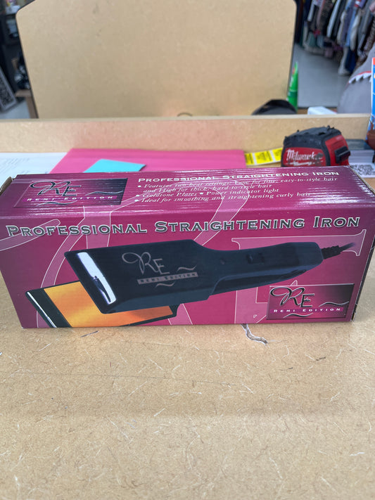 RE Professional Straightener