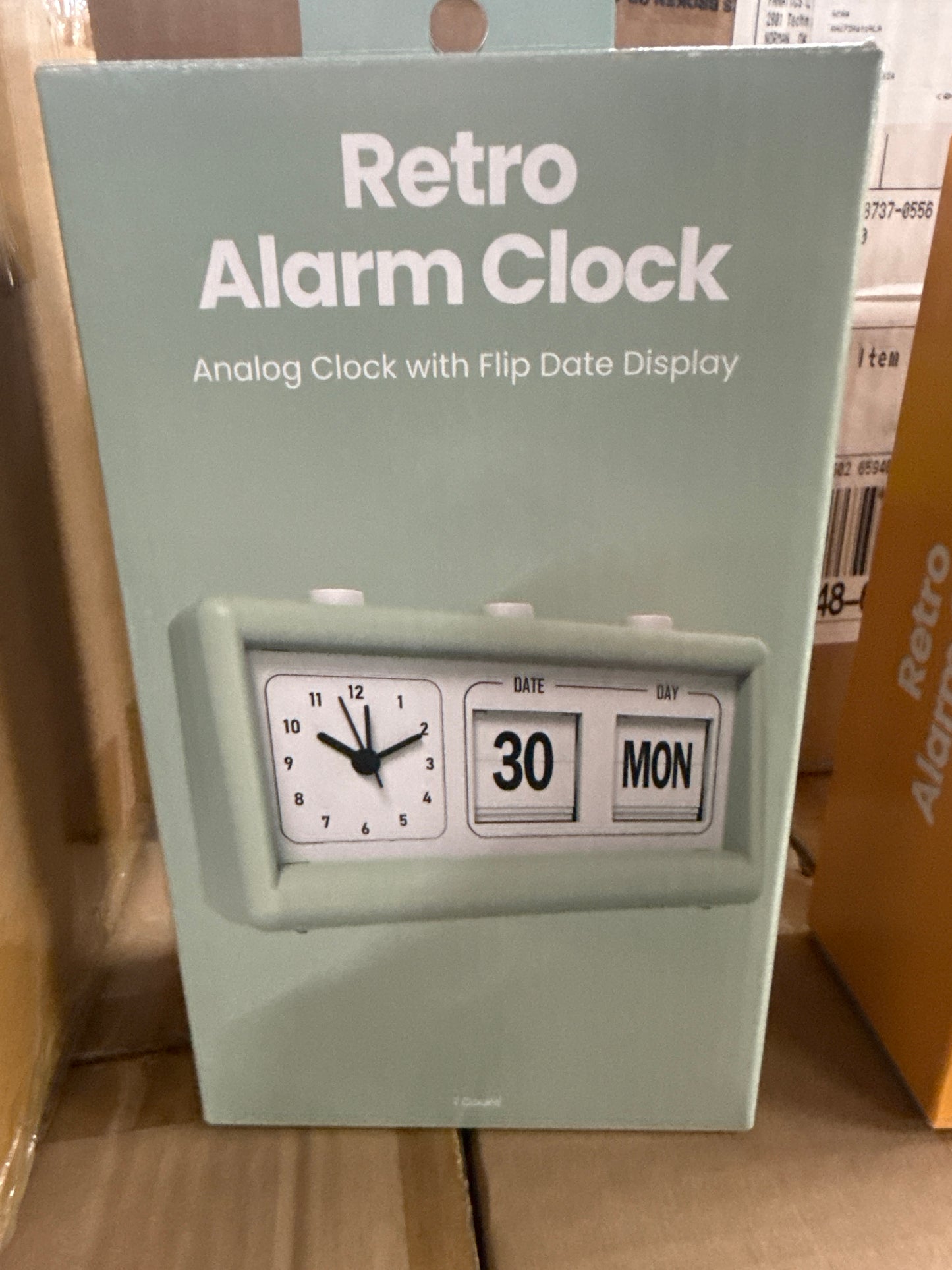 Retro alarm clock green