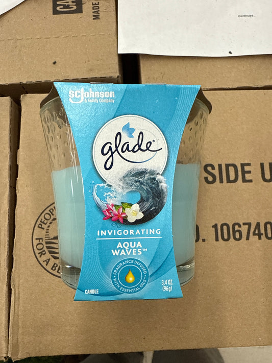 Glade Invigorating Aqua Waves Candle 3.4oz
