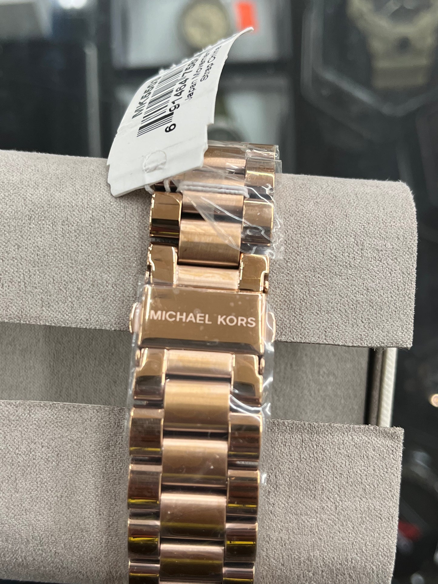 Michael Kors Bradshaw Women's Watch, Stainless Steel Rose Gold Chronograph Watch for Women with Steel
