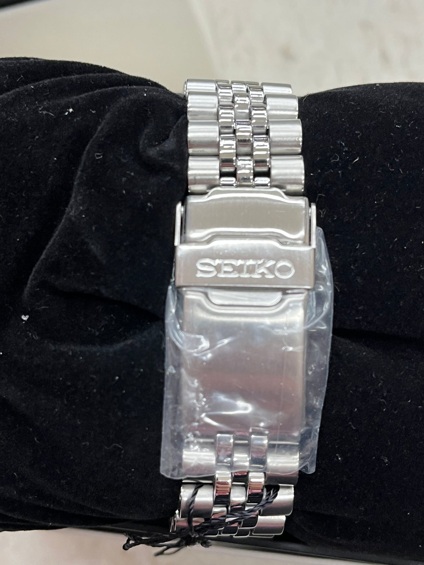 S33) SEIKO Men's Black Boy Automatic Diver's Watch SKX007P8