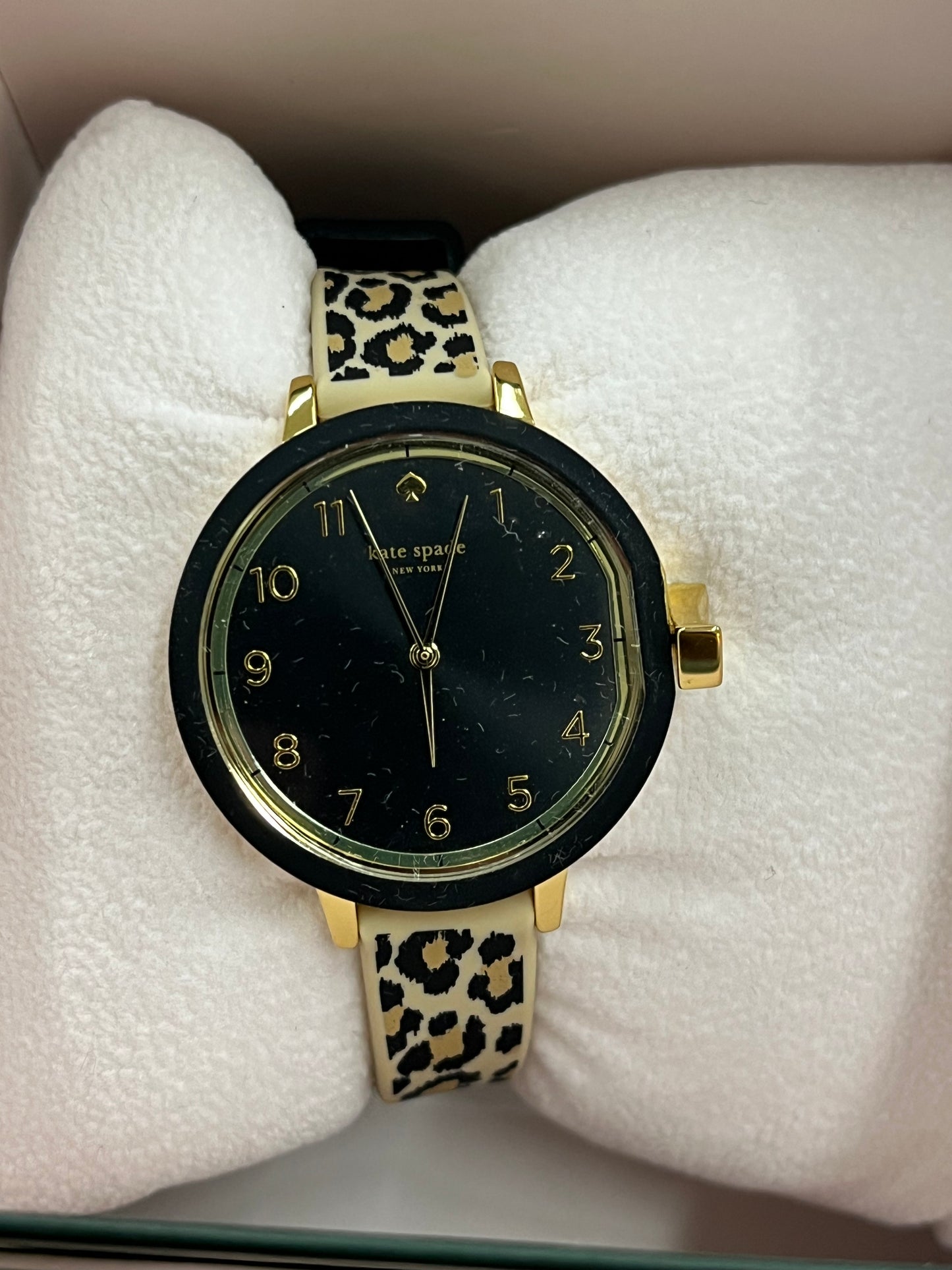 Ks4) Kate Spade New York Park Row Women's Watch with Silicone Band