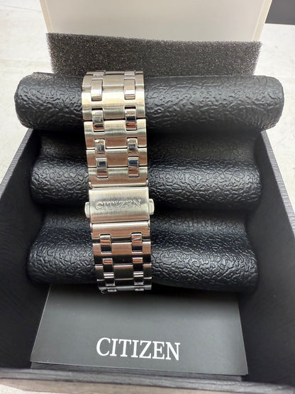 C104) Citizen Corso Eco Drive Black Dial Men's Watch
Item No. BM7100-59E