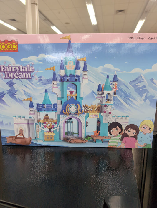 Blue Castle Building Blocks 644 pc