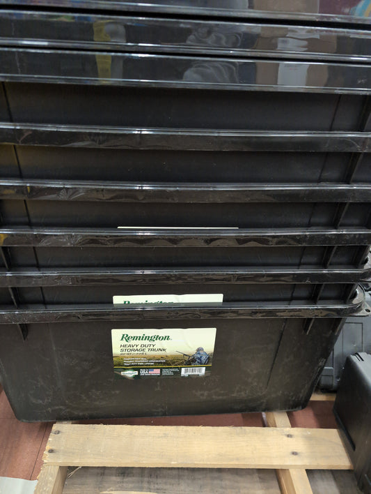 Remington 82 qt Storage Trunk